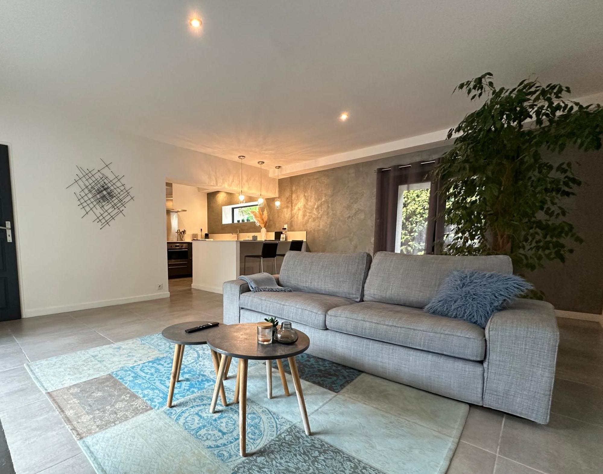 Maison Contemporaine Avec Piscine Privee Chauffee, Entre Plages Et Provence, Borne 11 Kw Istres Exteriér fotografie